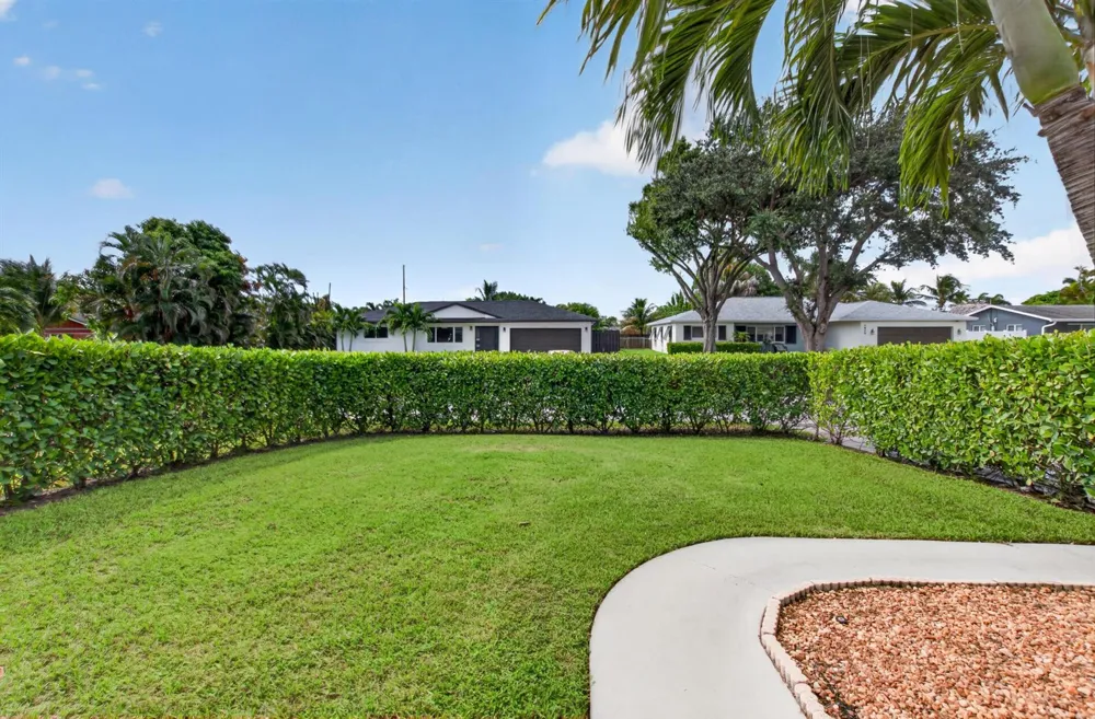 1023 SW 25TH PLACE Boynton Beach, FL 33426