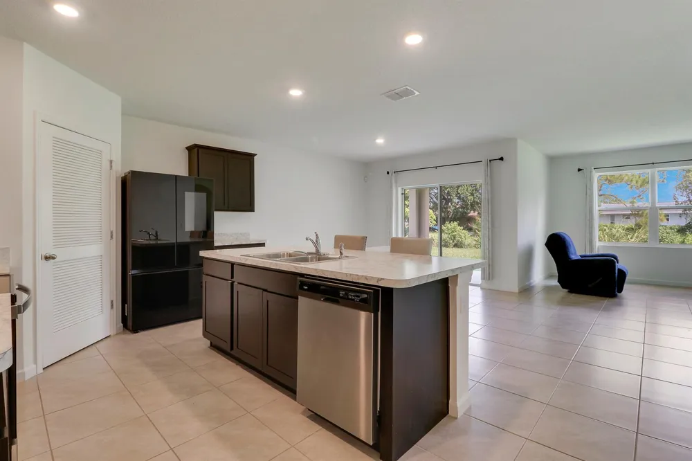 643 NW Riverside Drive Port St. Lucie, FL 34983