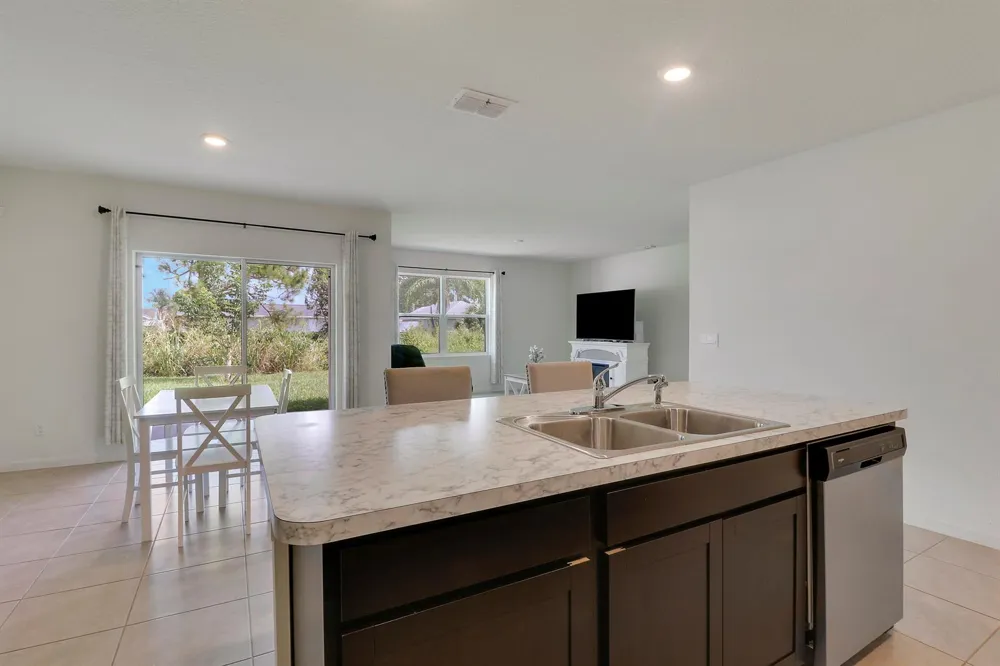 643 NW Riverside Drive Port St. Lucie, FL 34983