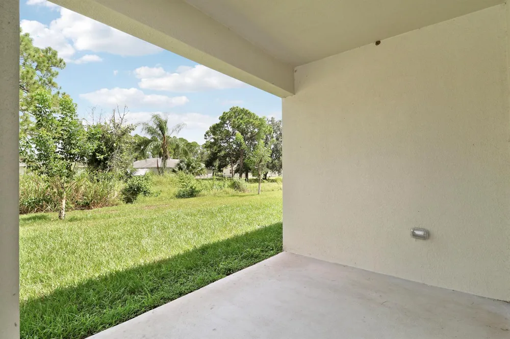643 NW Riverside Drive Port St. Lucie, FL 34983