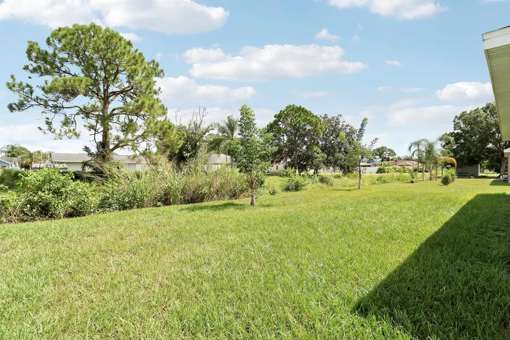 643 NW Riverside Drive Port St. Lucie, FL 34983