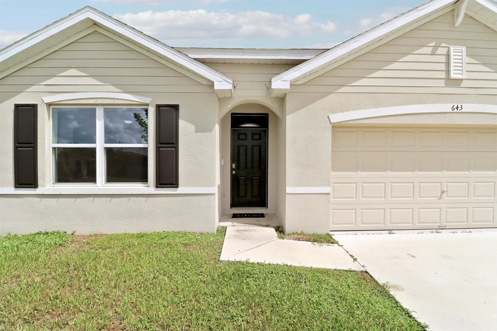 643 NW Riverside Drive Port St. Lucie, FL 34983