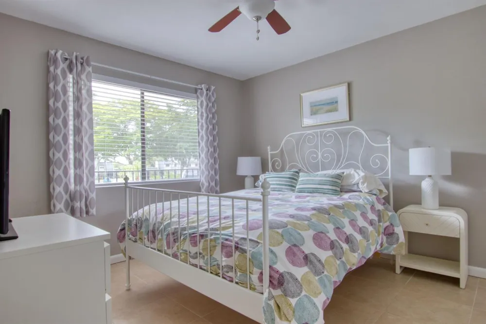4822 ESEDRA COURT #206 Lake Worth, FL 33467