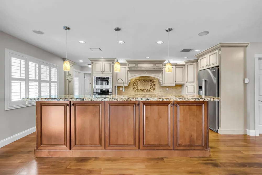 1008 SW 12TH AVENUE Boca Raton, FL 33486