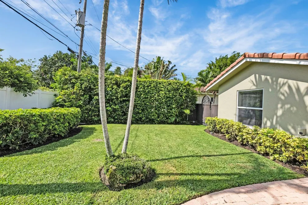 1008 SW 12TH AVENUE Boca Raton, FL 33486