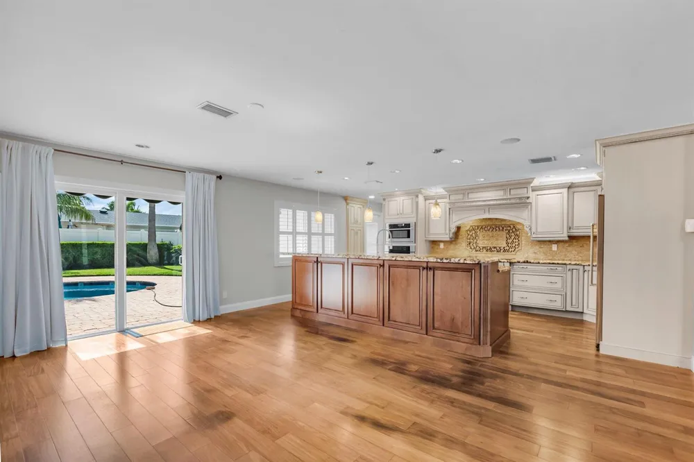 1008 SW 12TH AVENUE Boca Raton, FL 33486