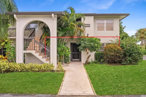 5635 QUEEN PALM COURT #D
