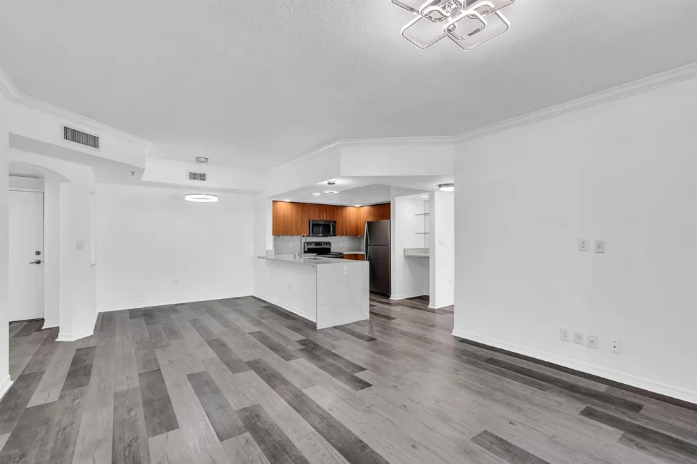 110 FEDERAL Highway #1113 Fort Lauderdale, FL 33301