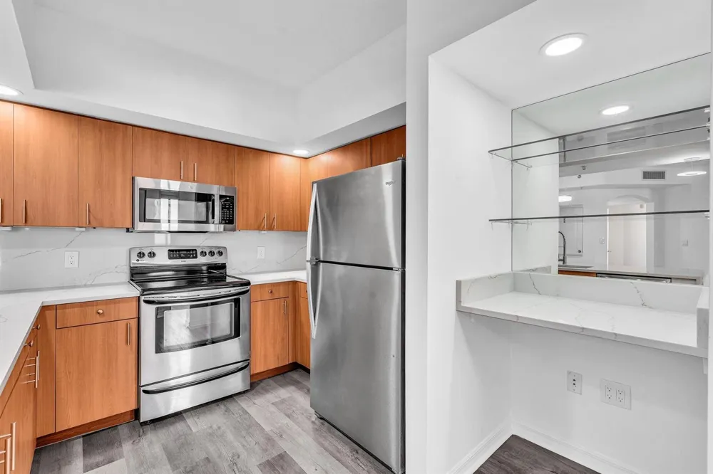 110 FEDERAL Highway #1113 Fort Lauderdale, FL 33301