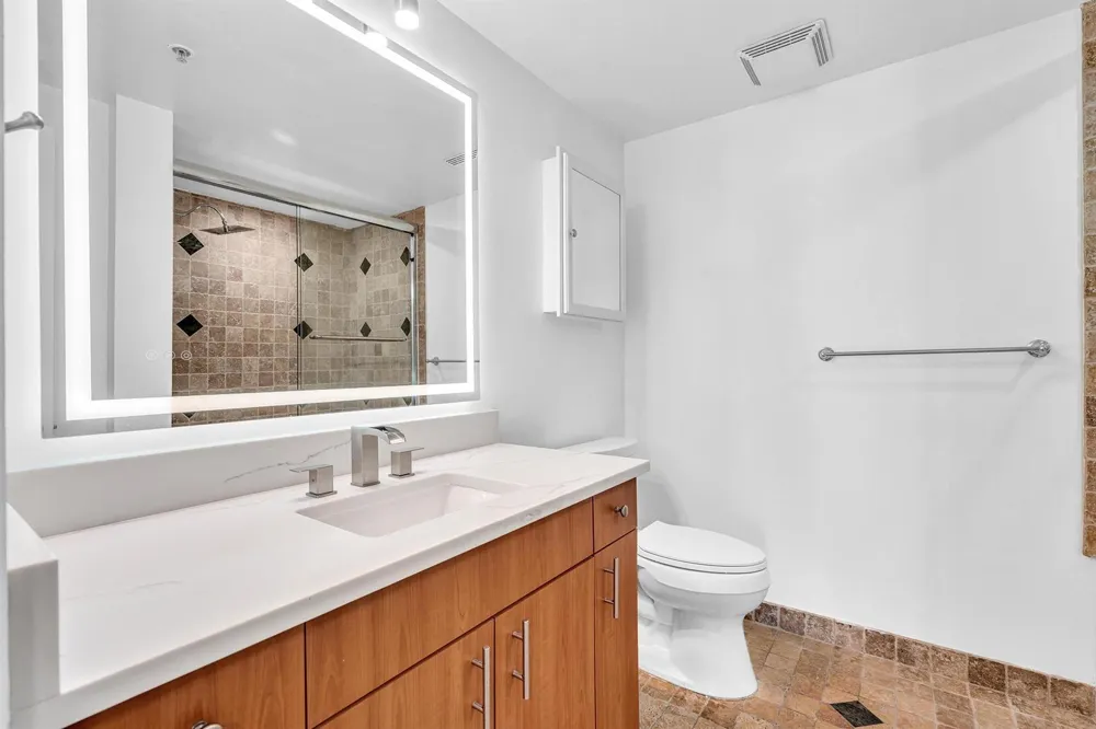 110 FEDERAL Highway #1113 Fort Lauderdale, FL 33301