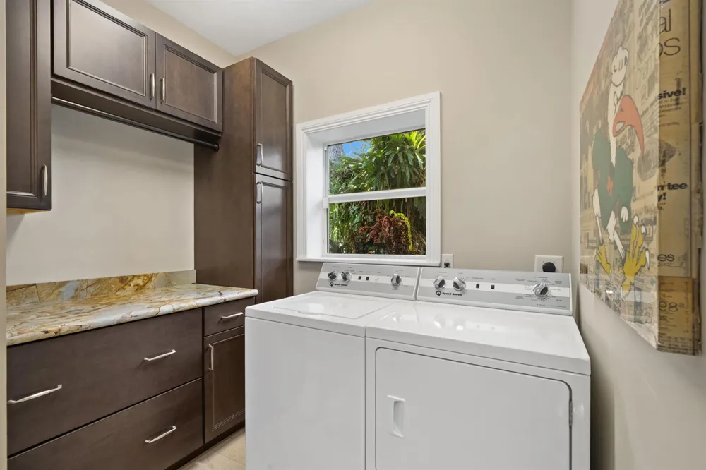 901 SE 6TH STREET Fort Lauderdale, FL 33301