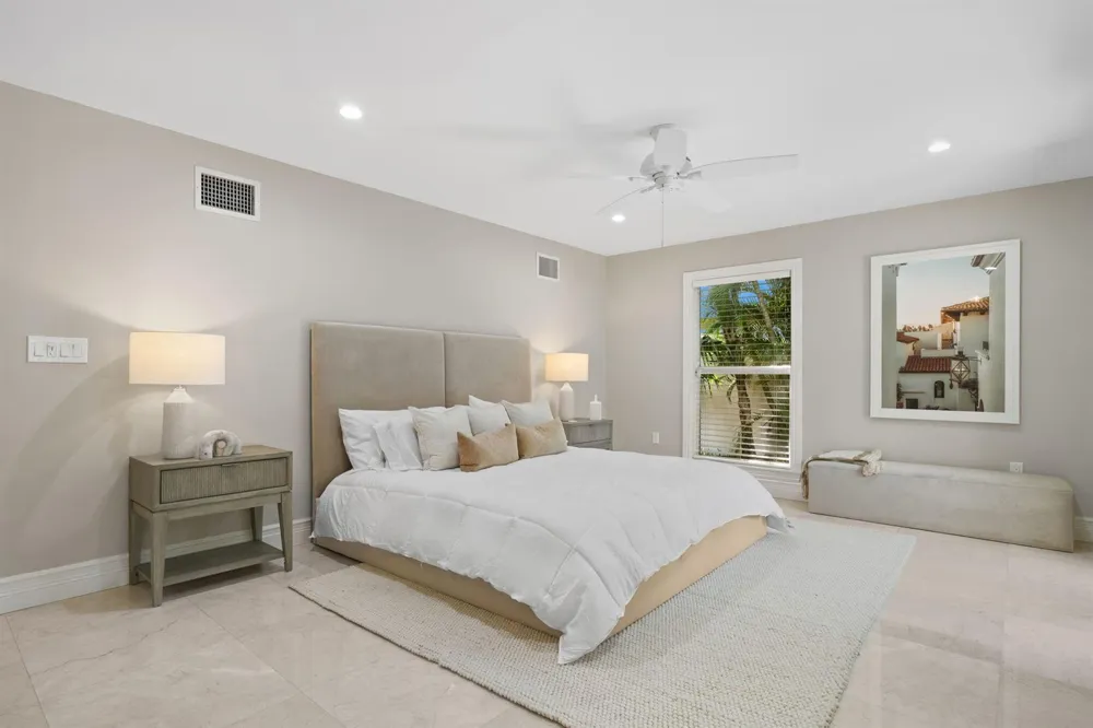 901 SE 6TH STREET Fort Lauderdale, FL 33301