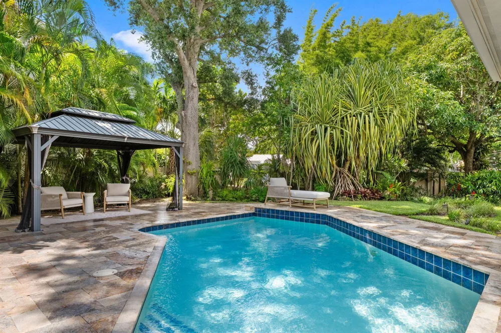 901 SE 6TH STREET Fort Lauderdale, FL 33301