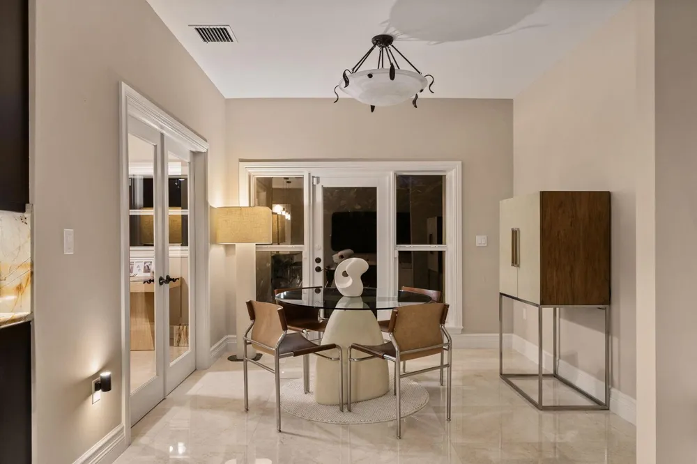 901 SE 6TH STREET Fort Lauderdale, FL 33301