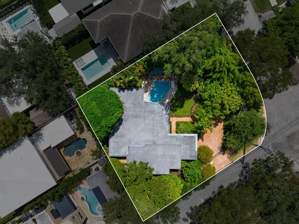 901 SE 6TH STREET Fort Lauderdale, FL 33301