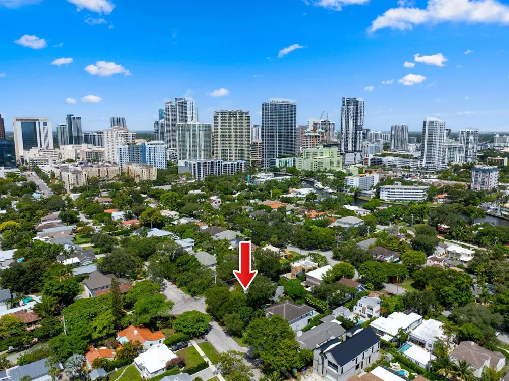 901 SE 6TH STREET Fort Lauderdale, FL 33301