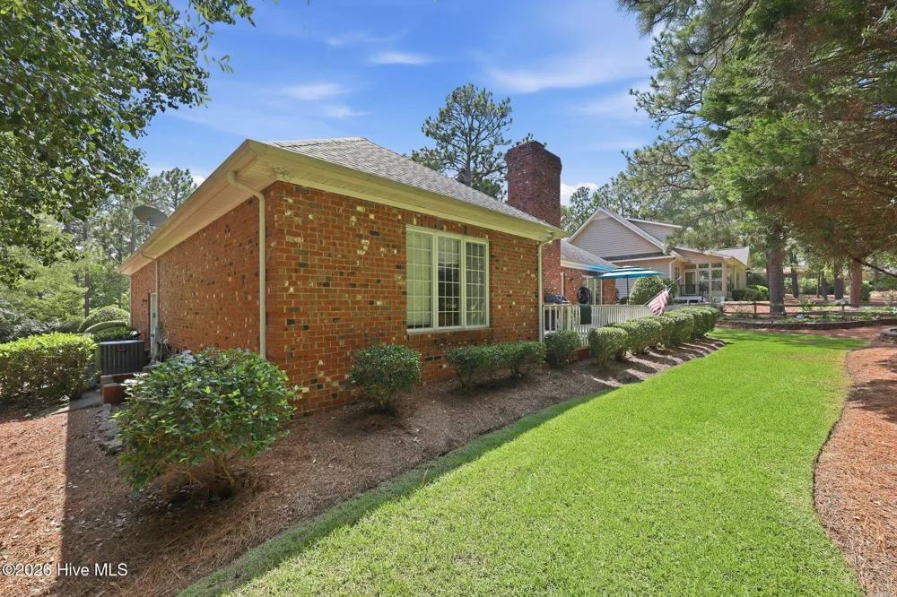 885 Monticello Drive Pinehurst, NC 28374