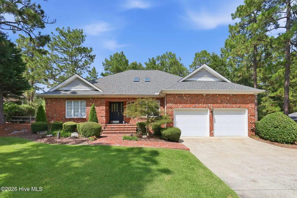 885 Monticello Drive Pinehurst, NC 28374