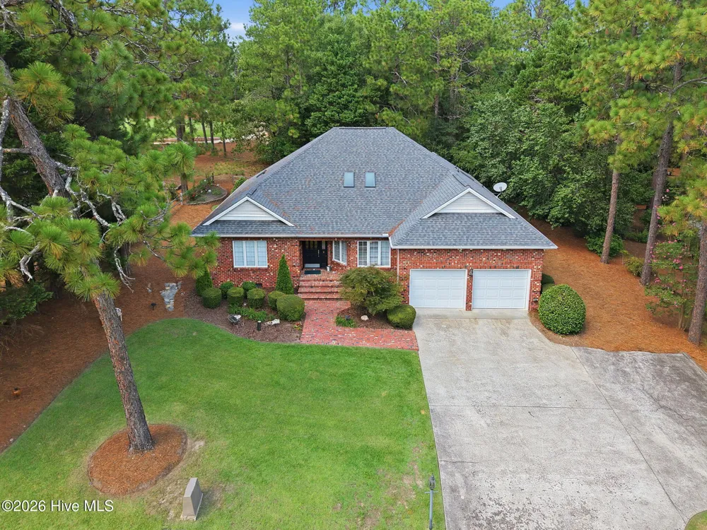 885 Monticello Drive Pinehurst, NC 28374