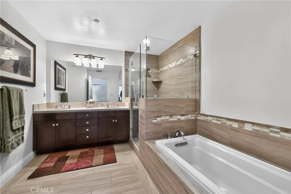 12645 Oxnard #9 North Hollywood, CA 91606