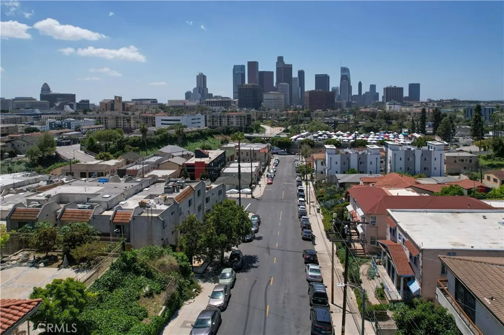 931 New Depot #1 & 2 Los Angeles, CA 90012