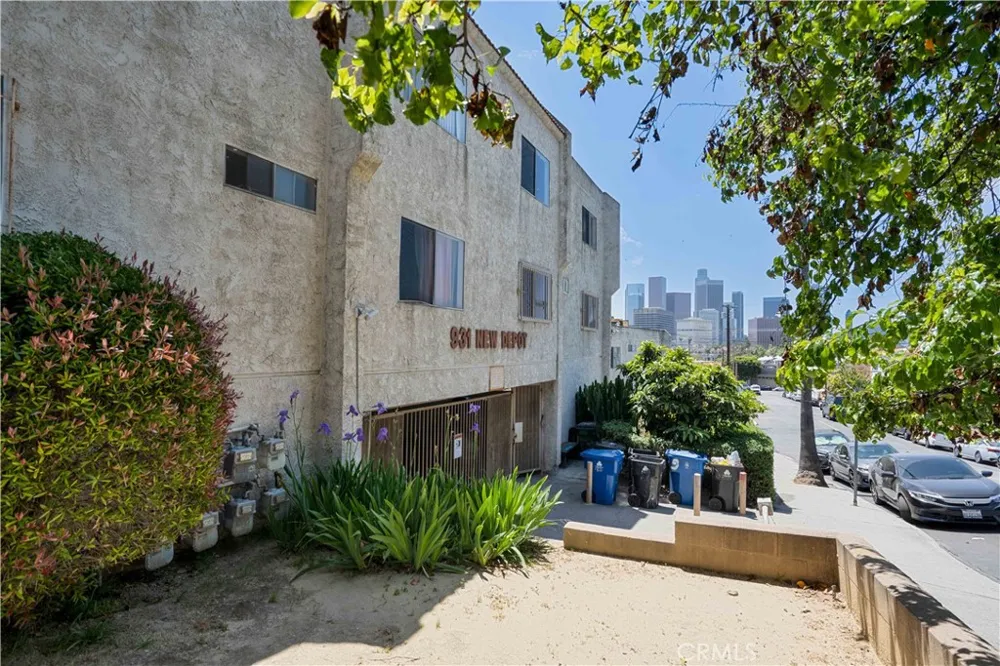 931 New Depot #1 & 2 Los Angeles, CA 90012
