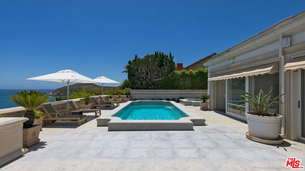 29000 Cliffside Drive Malibu, CA 90265
