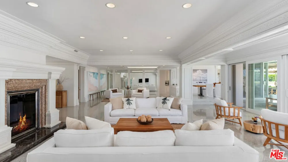 29000 Cliffside Drive Malibu, CA 90265