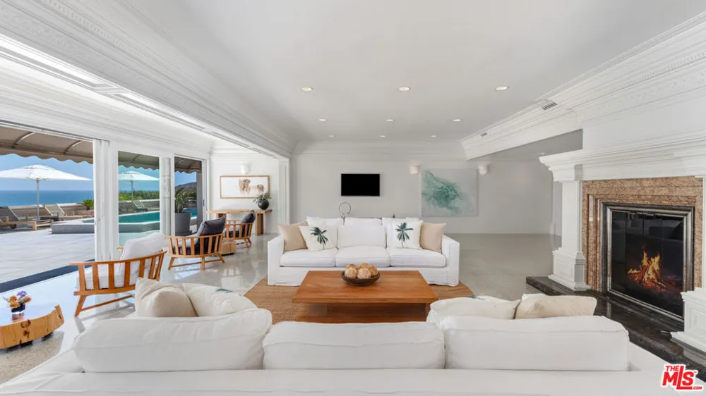 29000 Cliffside Drive Malibu, CA 90265