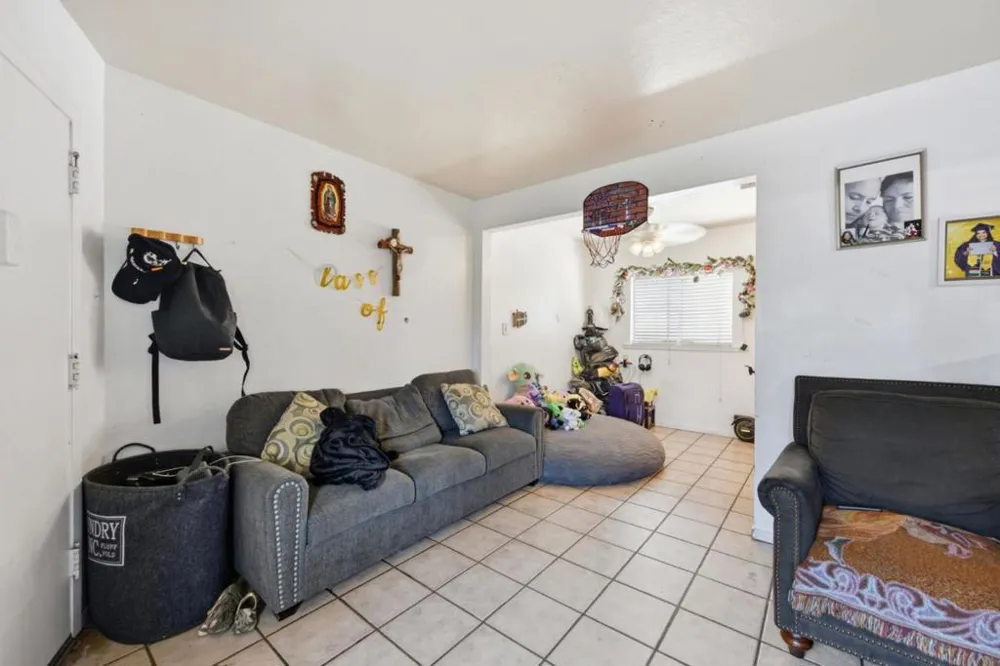 3050 Davis Street Oakland, CA 94601