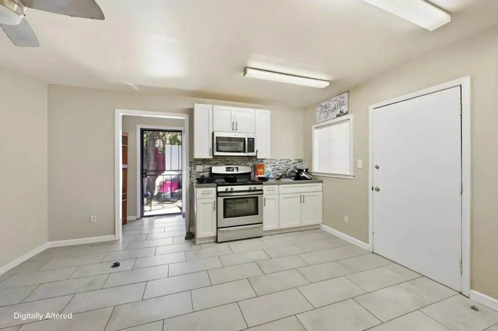 3050 Davis Street Oakland, CA 94601