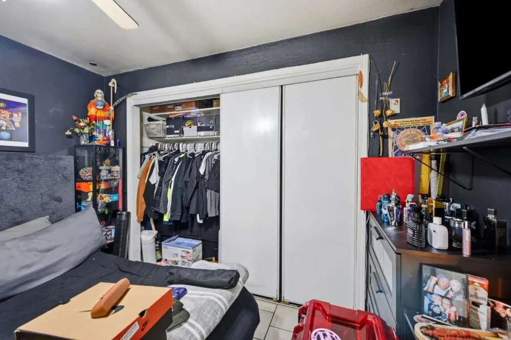 3050 Davis Street Oakland, CA 94601