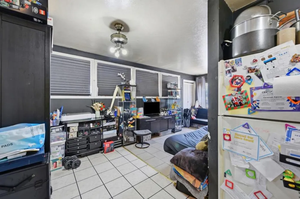 3050 Davis Street Oakland, CA 94601