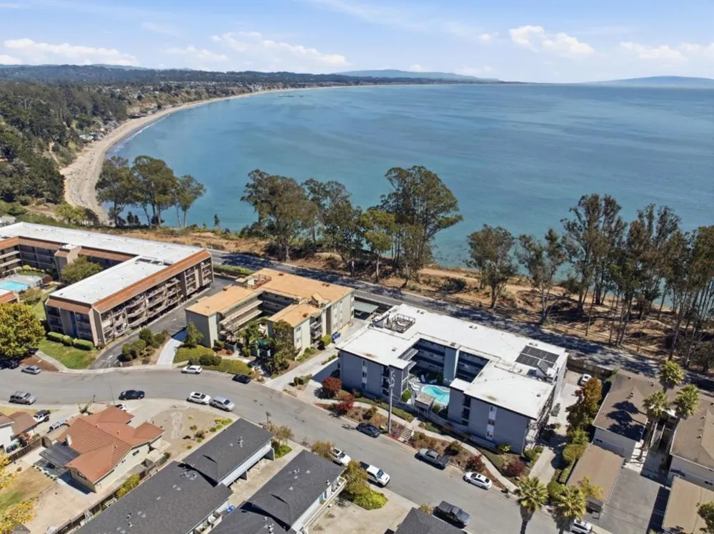 815 Balboa Avenue #106 Capitola, CA 95010