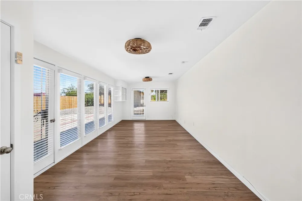 7405 Warren Vista Yucca Valley, CA 92284