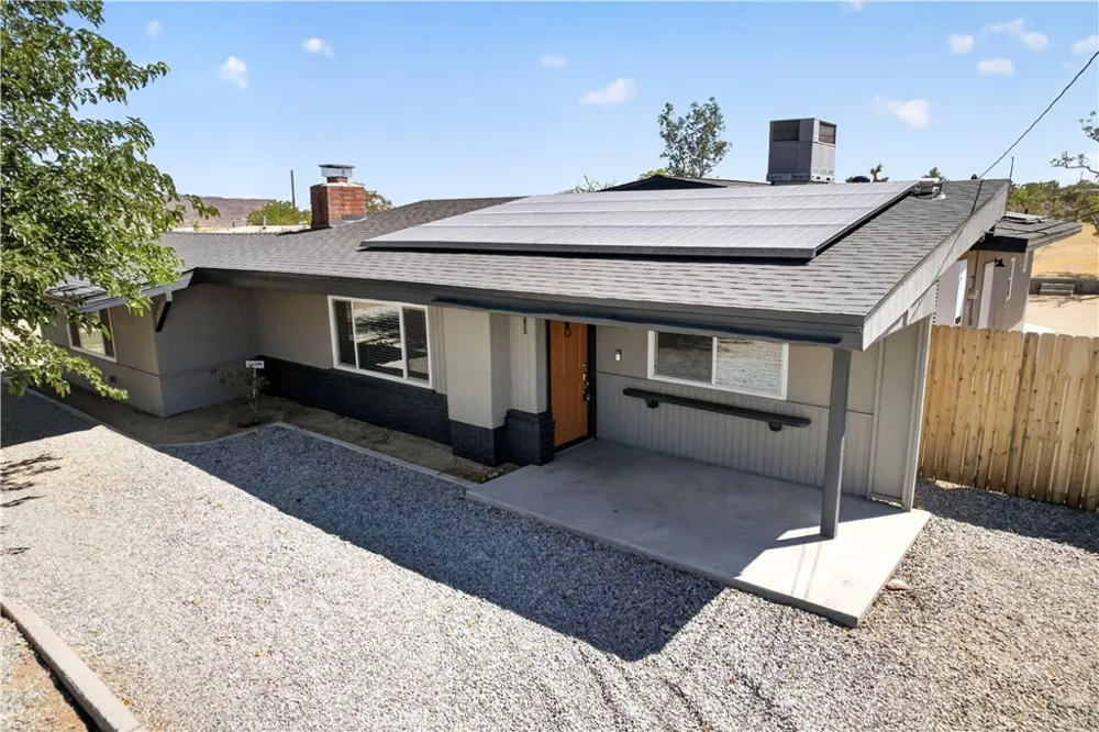 7405 Warren Vista Yucca Valley, CA 92284