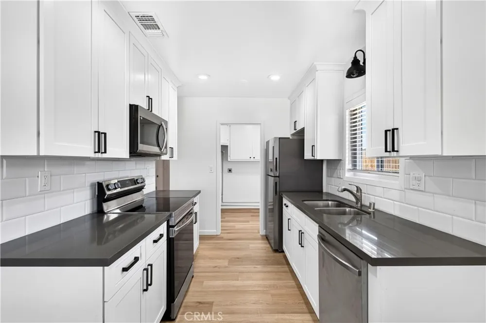 7405 Warren Vista Yucca Valley, CA 92284