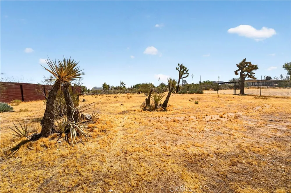 7405 Warren Vista Yucca Valley, CA 92284