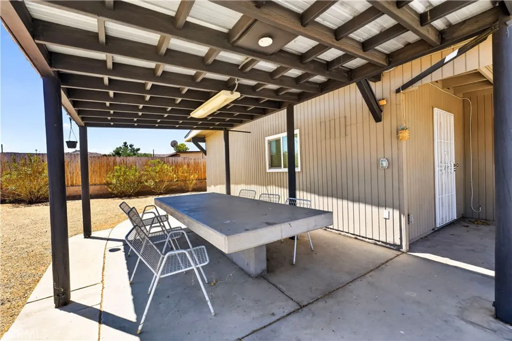 7405 Warren Vista Yucca Valley, CA 92284