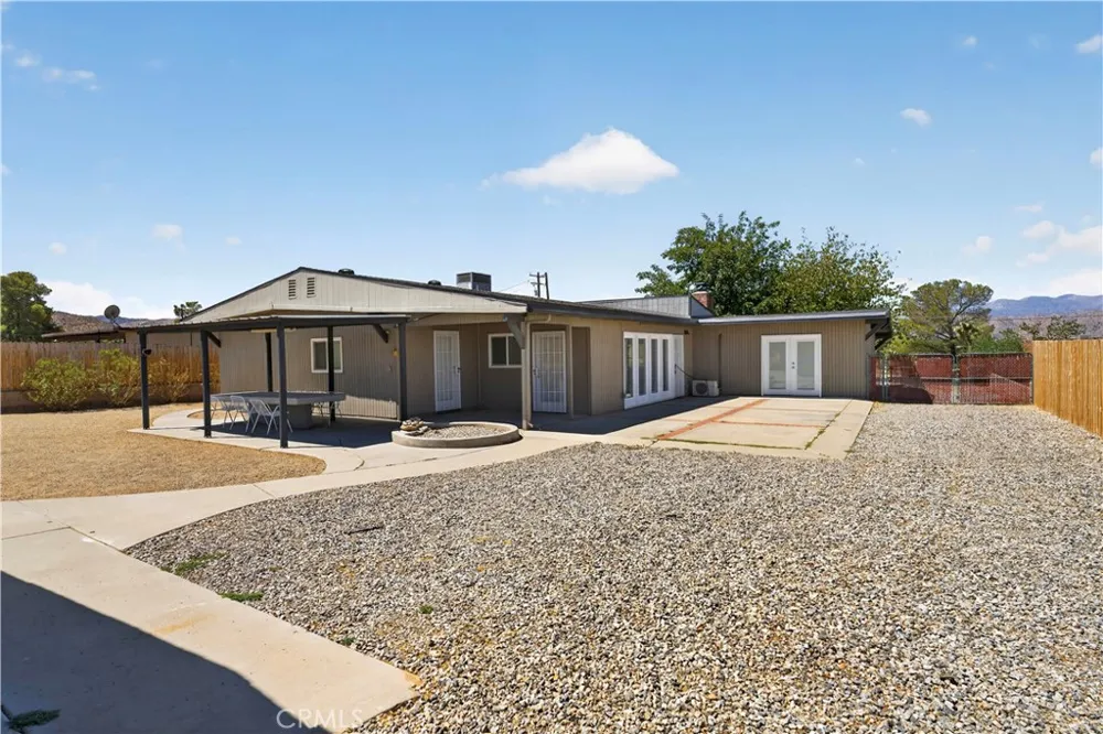 7405 Warren Vista Yucca Valley, CA 92284