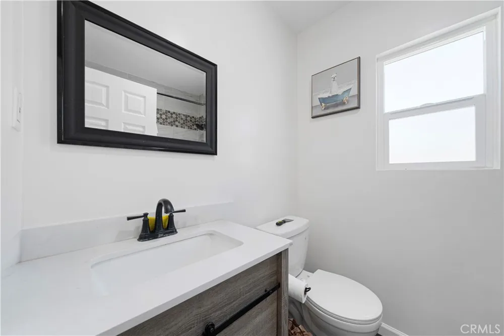 901 W 134th Place Compton, CA 90222
