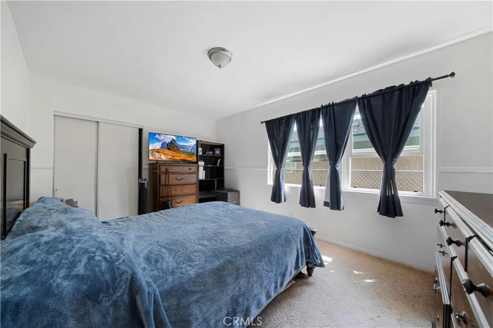 901 W 134th Place Compton, CA 90222