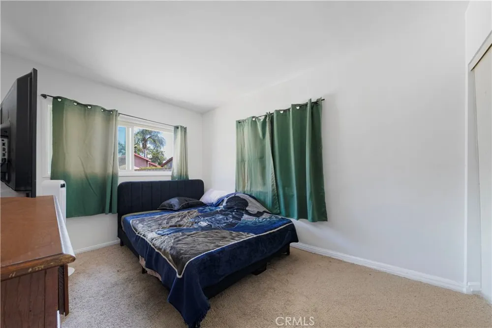 901 W 134th Place Compton, CA 90222