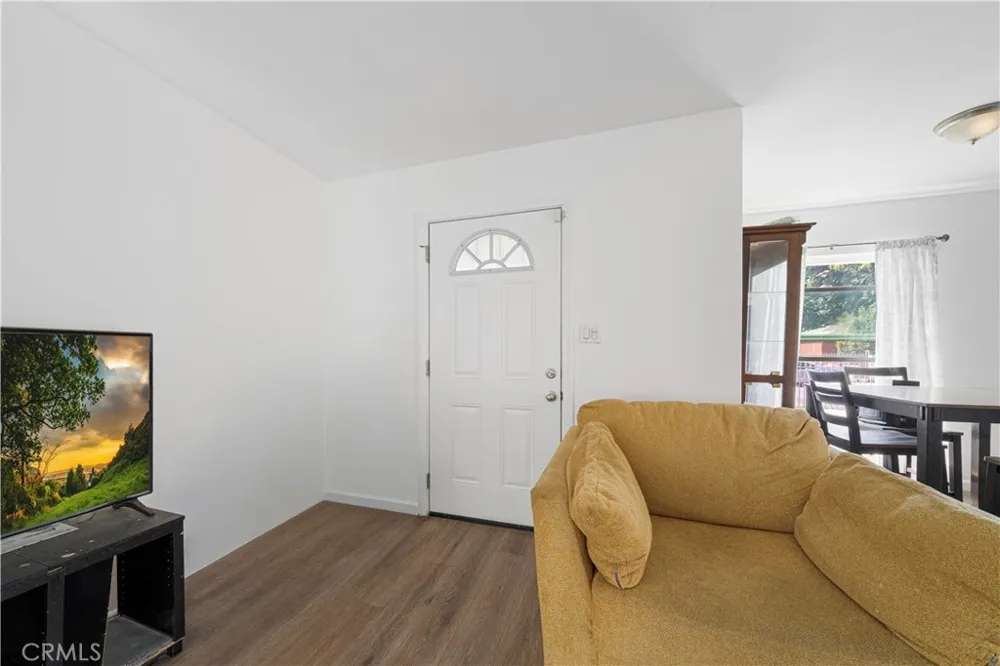 901 W 134th Place Compton, CA 90222