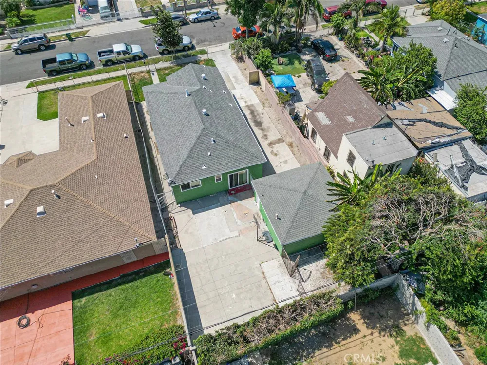 901 W 134th Place Compton, CA 90222