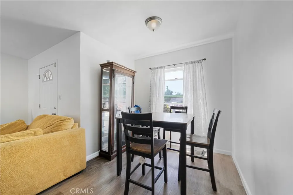 901 W 134th Place Compton, CA 90222