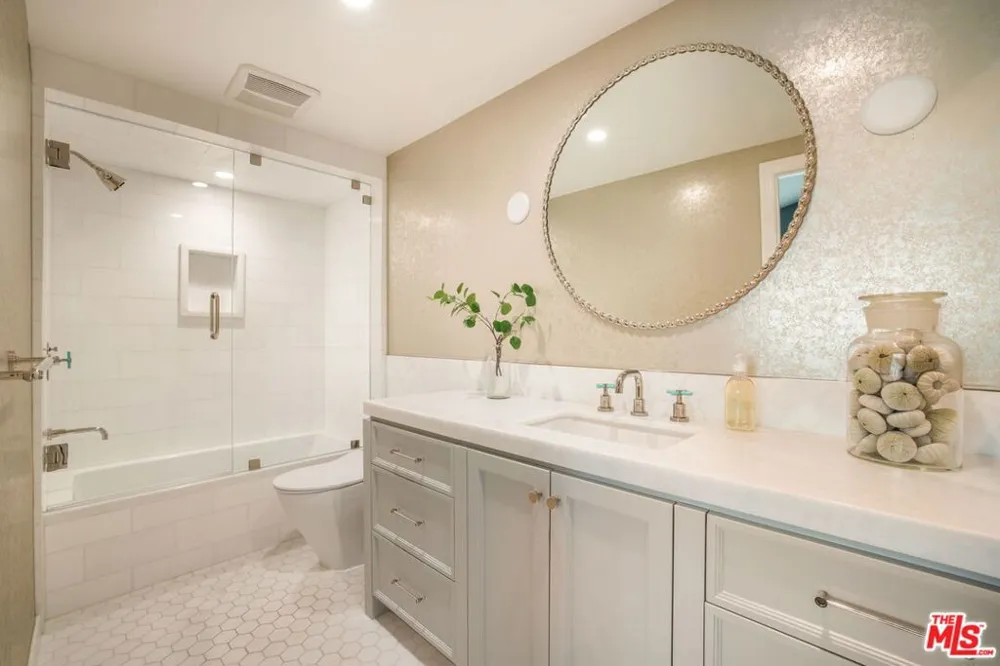 1736 Michael Lane Pacific Palisades, CA 90272