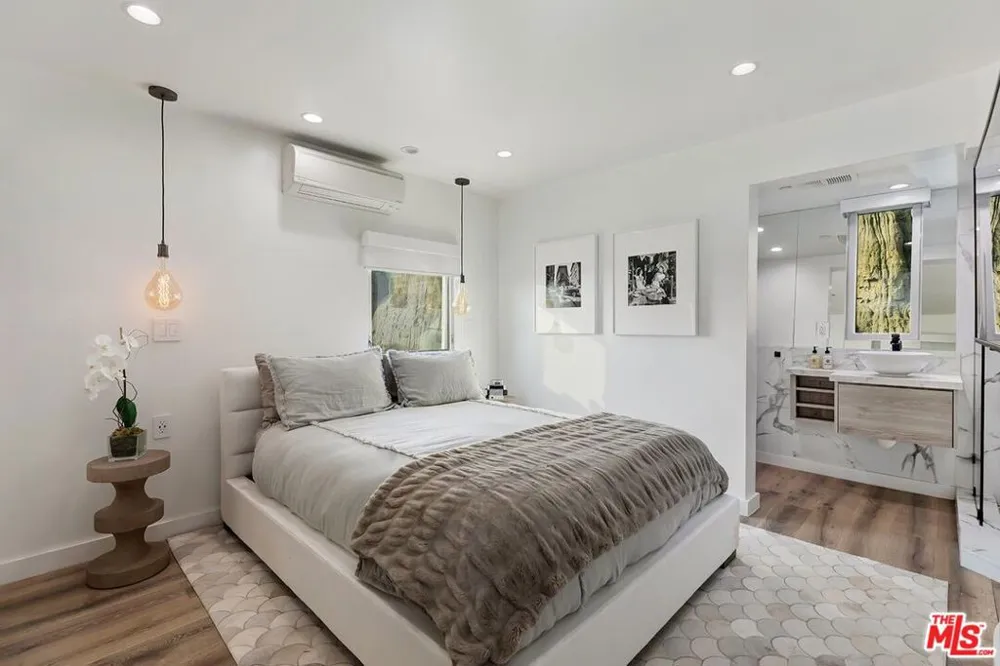 1255 Palisades Beach Road Santa Monica, CA 90401