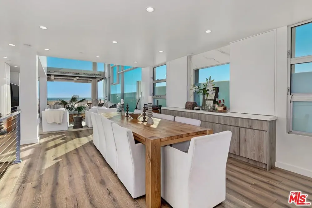 1255 Palisades Beach Road Santa Monica, CA 90401
