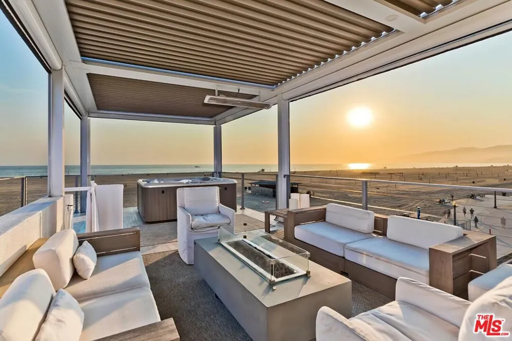 1255 Palisades Beach Road Santa Monica, CA 90401